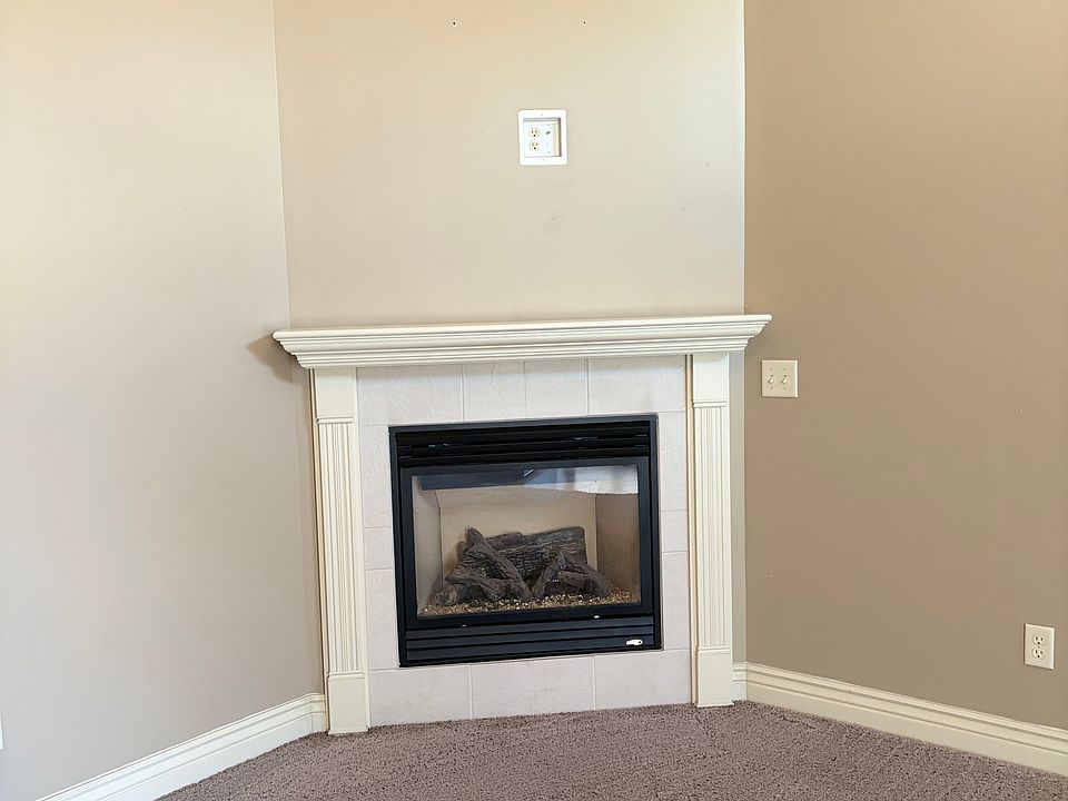 2nd image of 635A Georgetown Ct #B