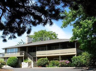 1301 SW Schaeffer Rd, West Linn, OR 97068