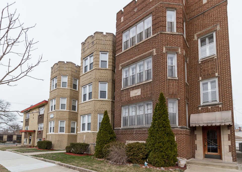1st image of 10725 S Calumet Ave