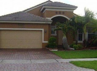 2550 SW 192nd Ter, Miramar, FL 33029