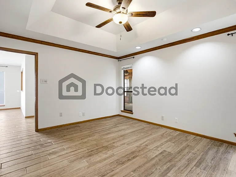 13845 Brook Hollow Blvd — Photo 16