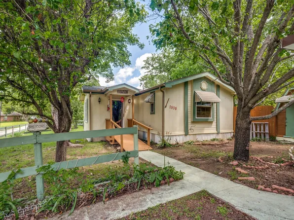 2538 Whiterock Rd, Denton, TX 76208