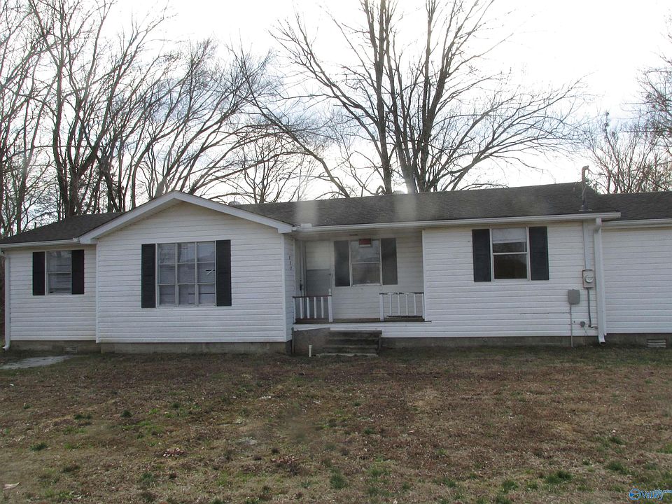 1st image of 1452 Cave Spring Rd