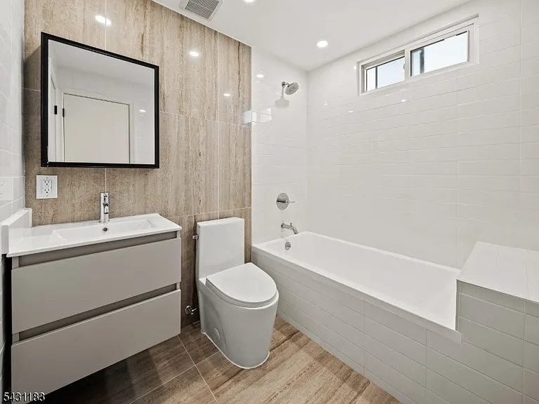 100 Chestnut St #1 — Photo 12
