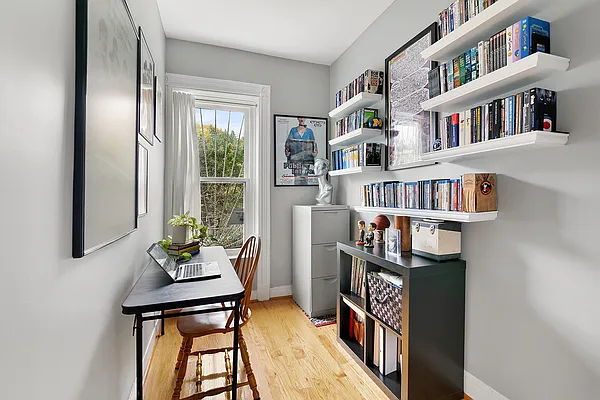 Sold by Douglas Elliman | media 14