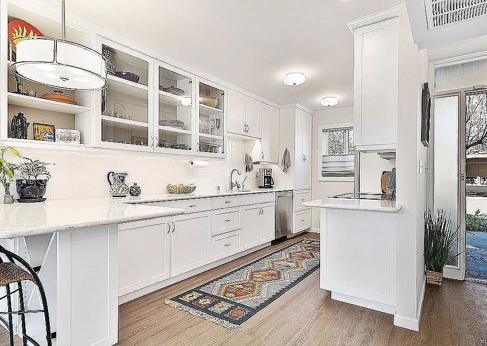 1st image of 1058 Miramonte Dr APT 6