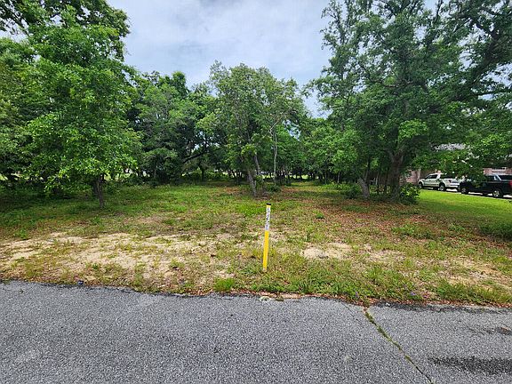 2nd image of 6918 Turnberry Cir