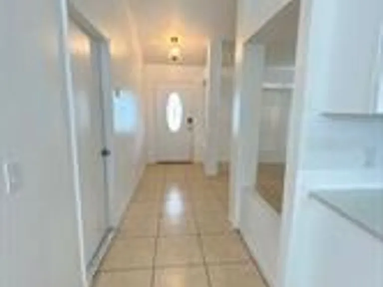 1551 Ortega Ave — Photo 3