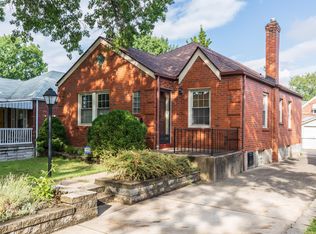 1114 Art Hill Pl, Saint Louis, MO 63139