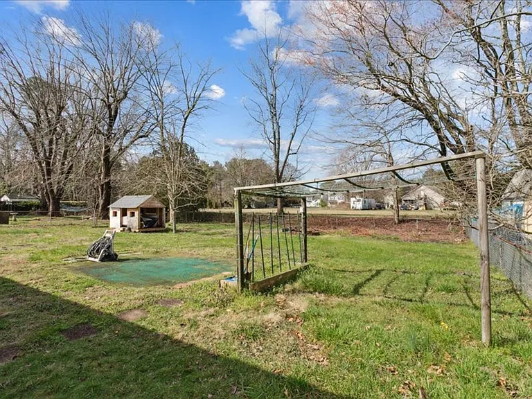 108 Tazewell Rd — Photo 22
