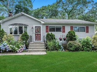 106 Ohls St, Patchogue, NY 11772