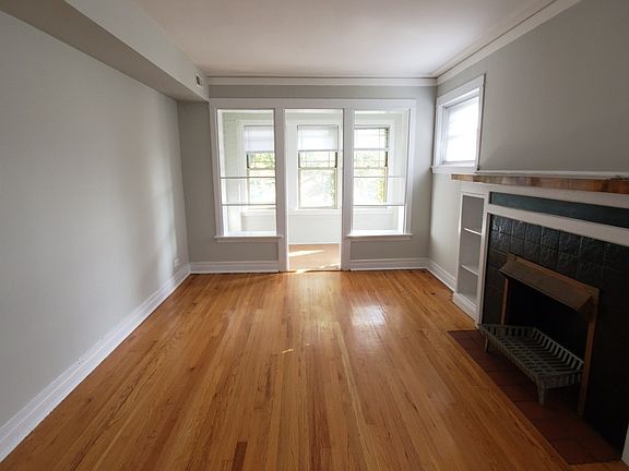 4th image of 6738 N Lakewood Ave