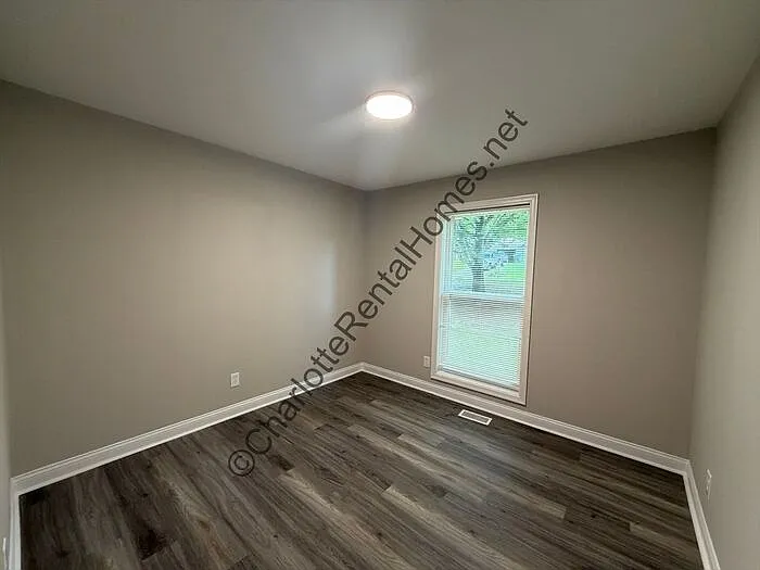 6131 Dwightware Blvd — Photo 8