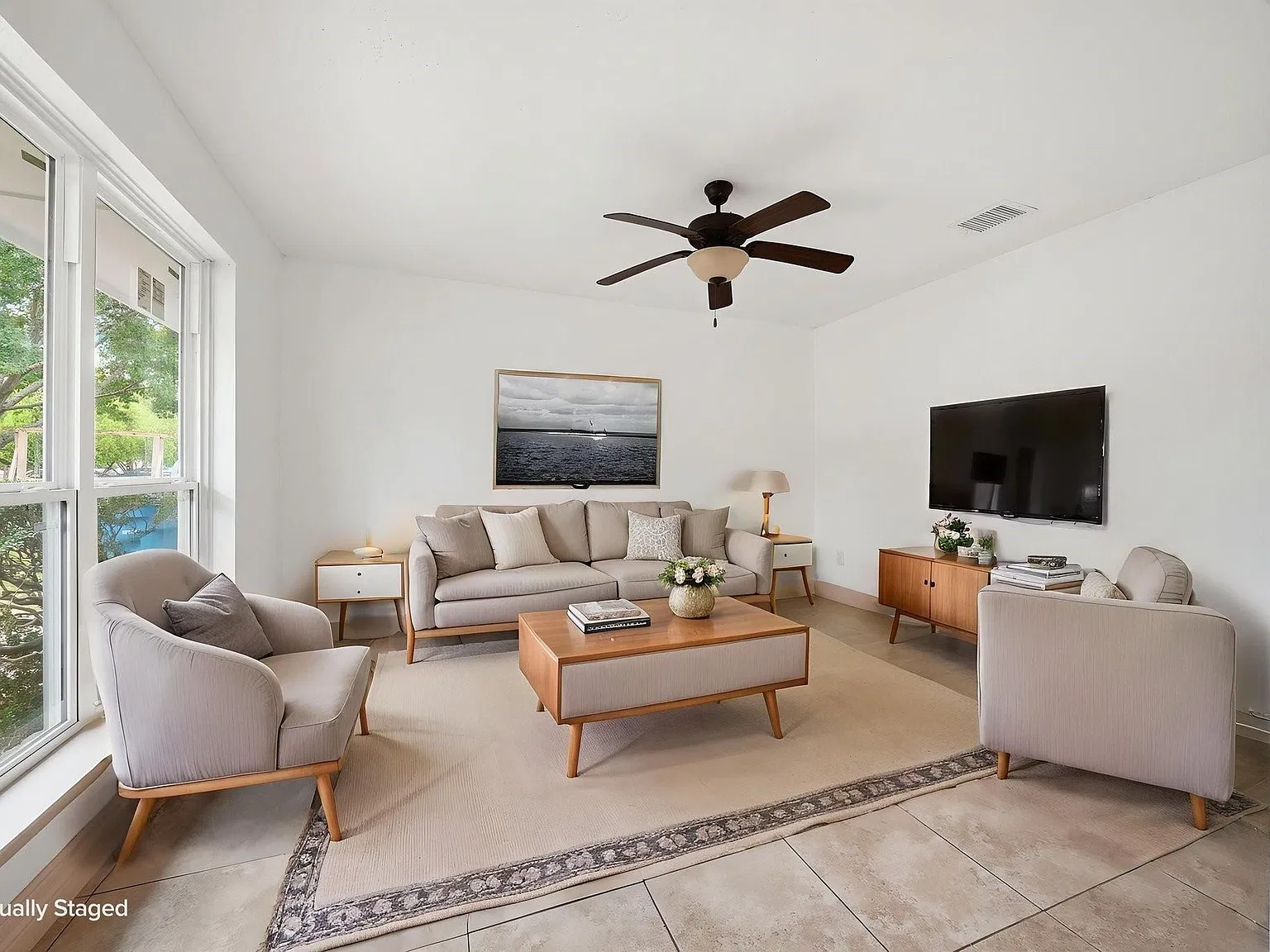 3 bed, 1.5 bath, 1032 sqft, $1,650 — Photo 3