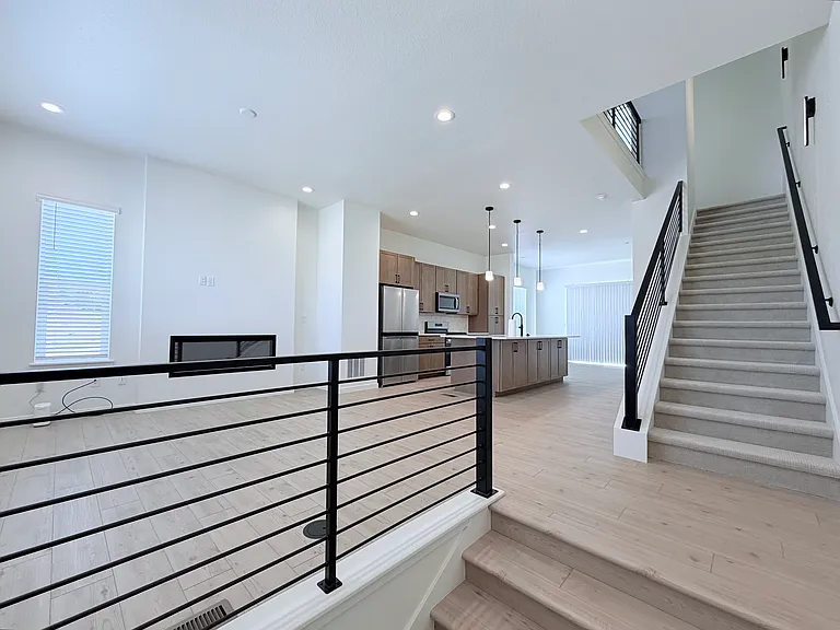 4050 Ascend Grv — Photo 4