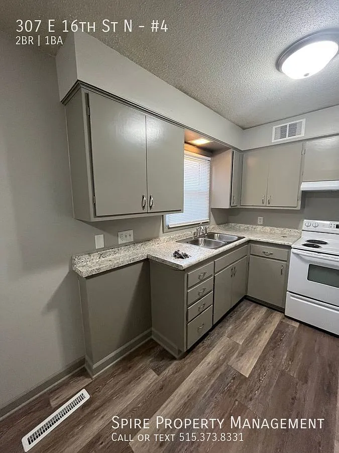 Your next 2 BR apartment is tucked in a quiet little neighborhood, completely remodeled! — Photo 1