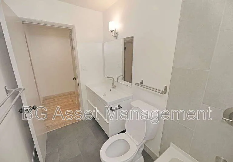 50 Frey Pl #12 — Photo 15