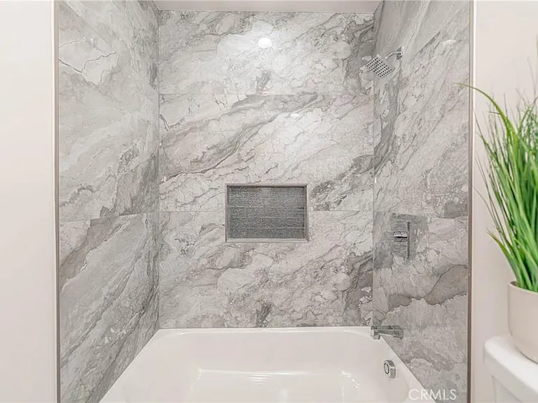 1838 Clyde Ave #1838 — Photo 15