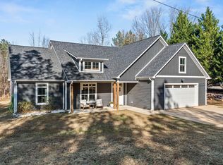 195 Rhonda Rd, Campobello, SC 29322