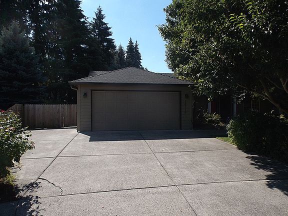 4th image of 12719 SE 8th St