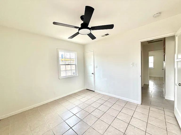 9666 Laurel Ave — Photo 15