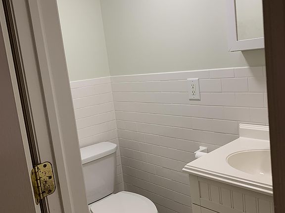 5th image of 3501 Route 9w APT 10