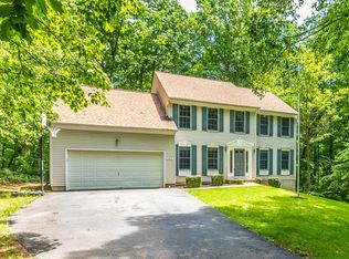 2813 Gillis Rd, Mount Airy, MD 21771