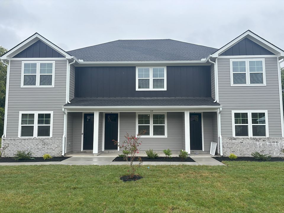 Front of 3-Plex with private front door entries.