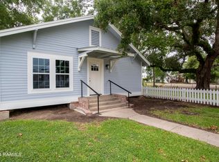 122 Church St, Saint Martinville, LA 70582