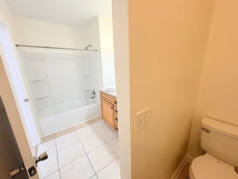 212 Barbourville Dr — Photo 17