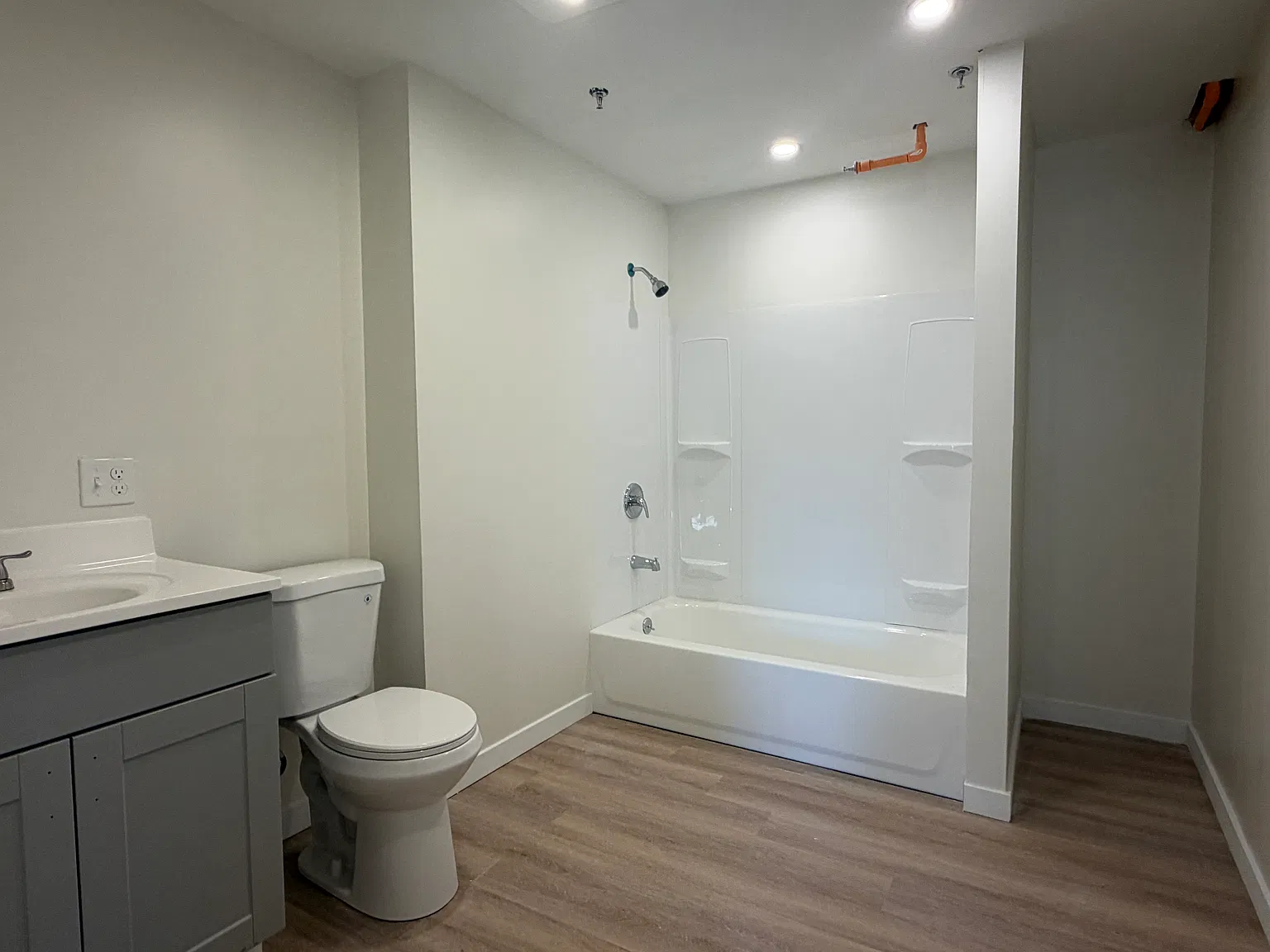 1 bed, $1,350 — Photo 3