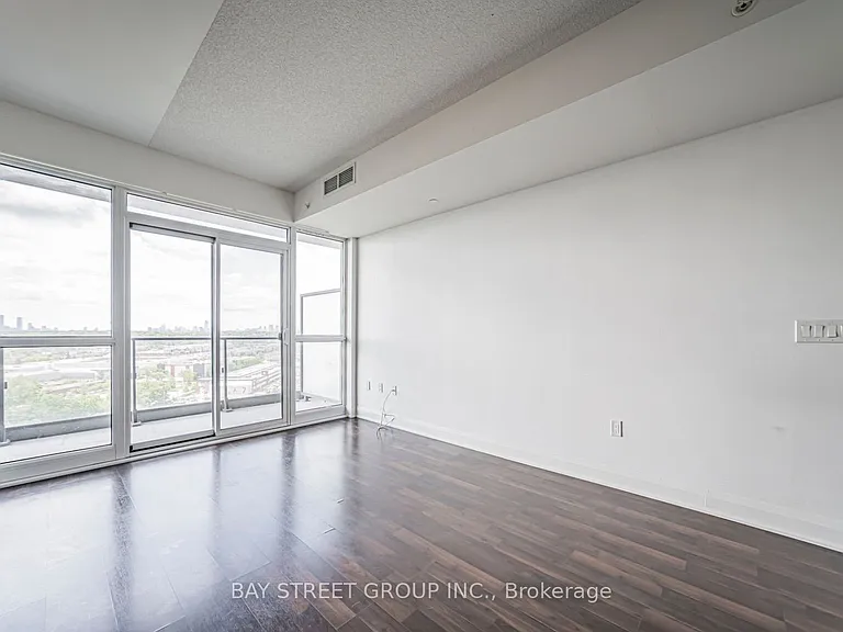 160 Vanderhoof Ave #1508 — Photo 21