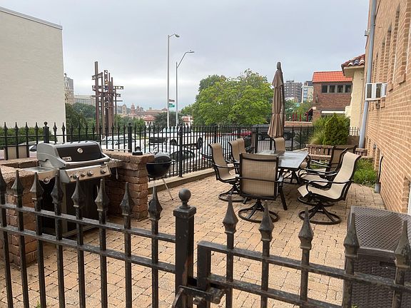 2nd image of 4555 Main St APT 402