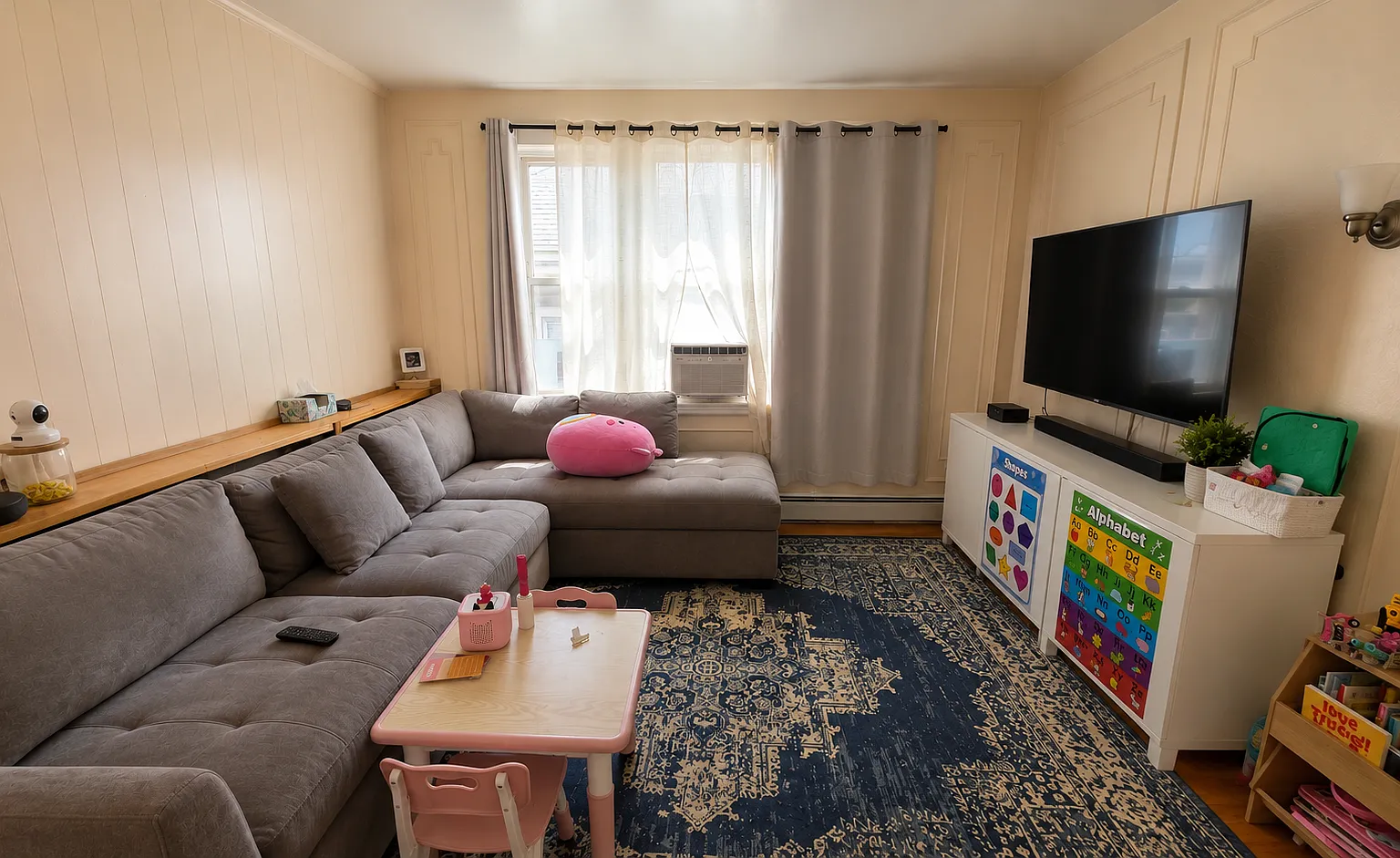3 bed, 1000 sqft, $2,900 — Photo 1