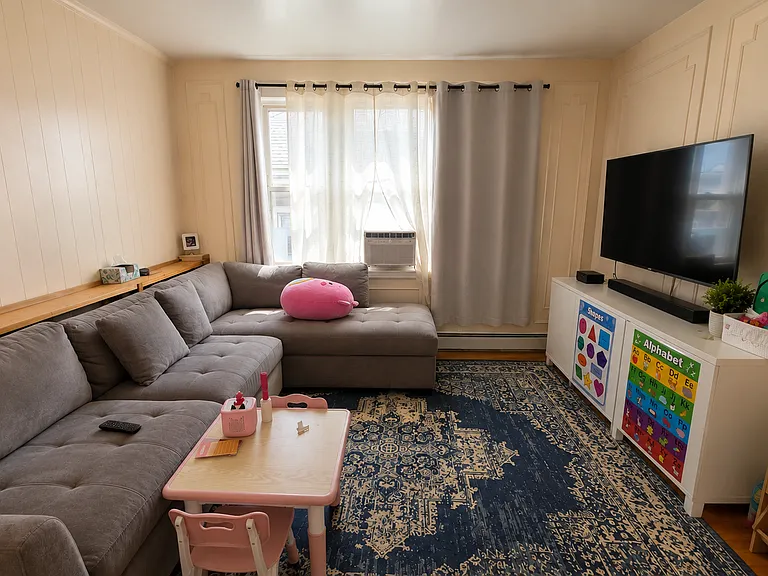 40 Lawrence St #1 — Photo 1