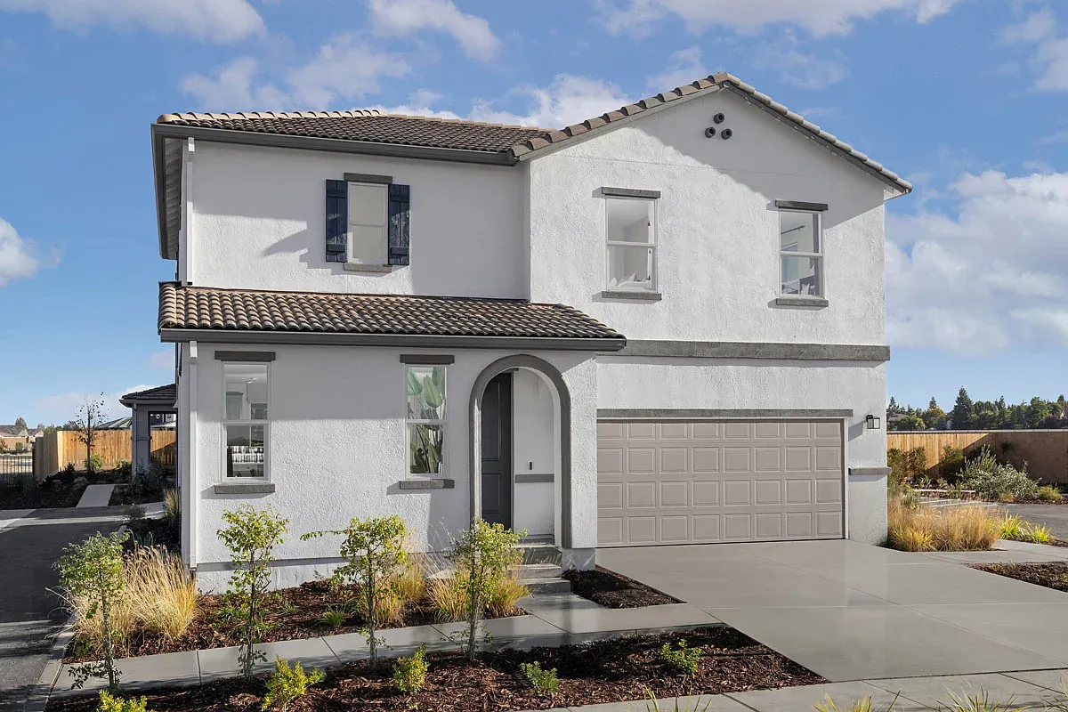 3 bed, 2.5 bath, 1708 sqft, $3,350 — Photo 1