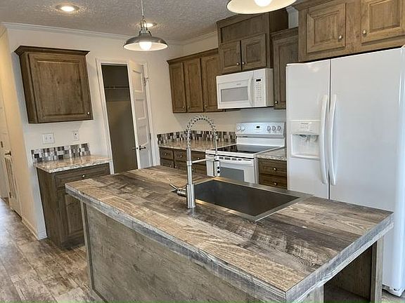 3rd image of 8775 20th St Lot 479