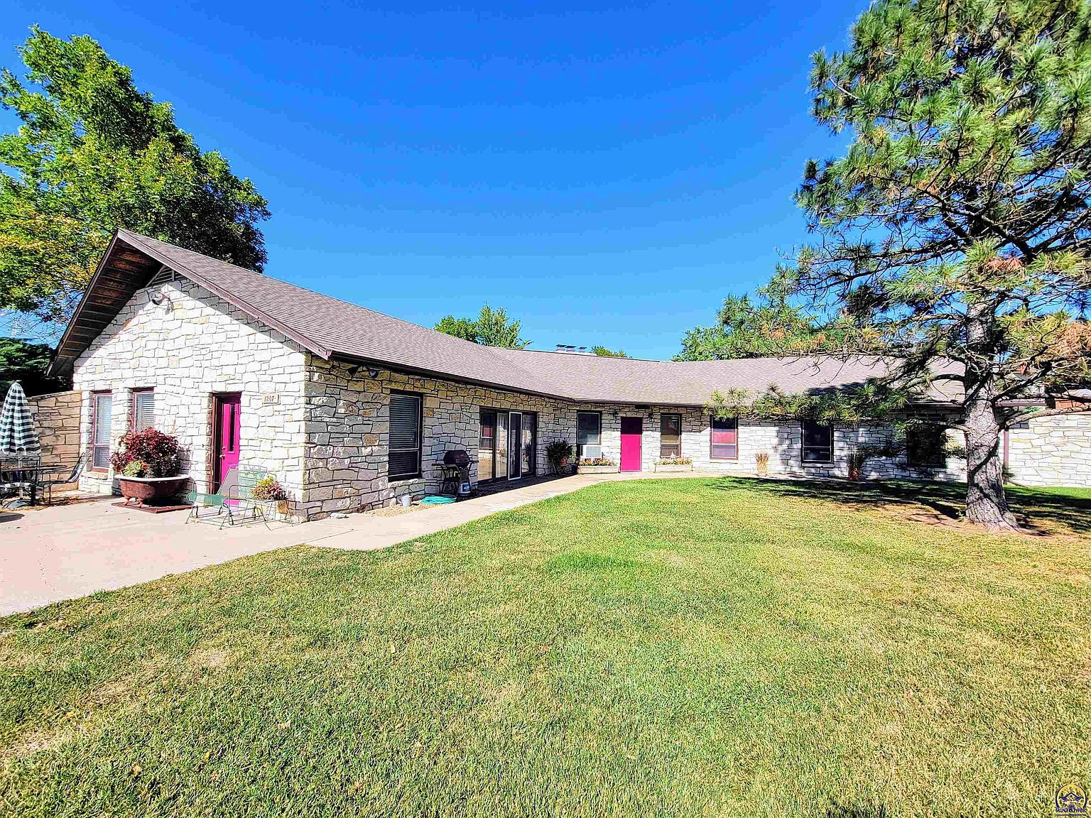 1207 Wyoming St, Sabetha, KS 66534 Zillow
