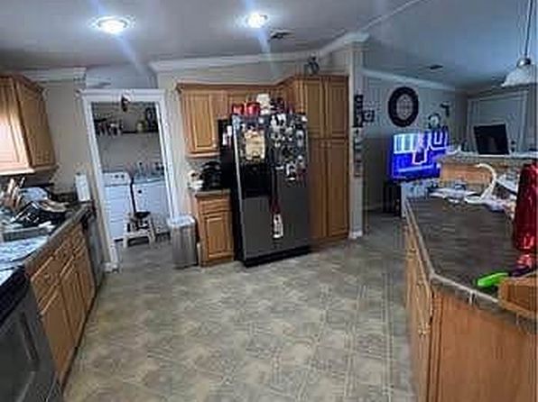 19900 NW 37th Ave UNIT 11