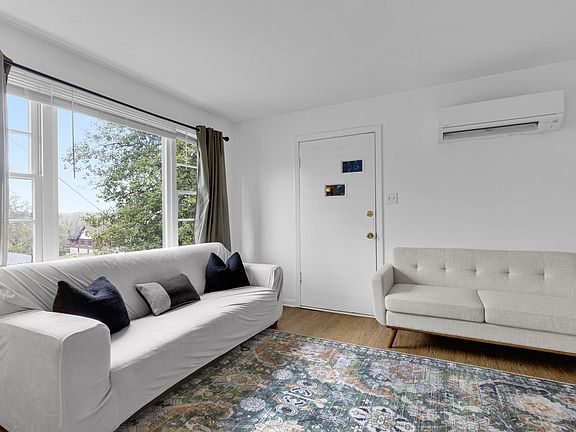 5th image of 305B Connell St
