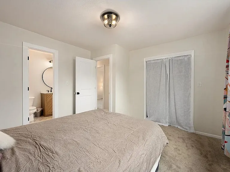 909 Willshire Dr — Photo 21