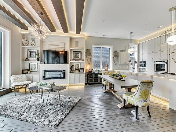 3rd image of 2752 N Magnolia Ave APT Penthouse