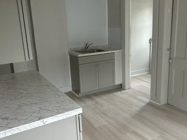 327 W Grand Ave, Springfield, OH 45506