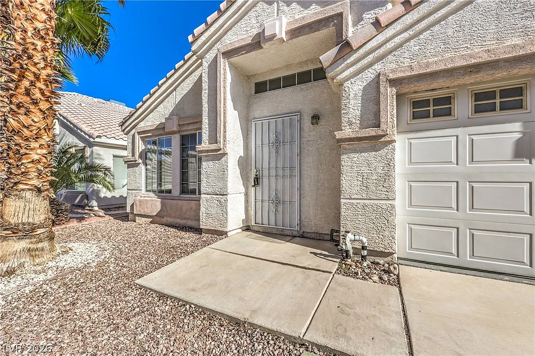 2 bed, 2.0 bath, 1336 sqft, $1,850 — Photo 3
