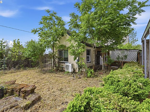 5th image of 352 N Bertelsen Rd
