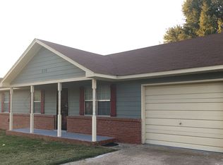 820 Peeler Rd, Covington, TN 38019