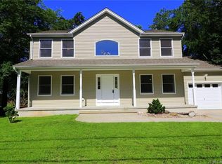 46 Willow St, Waretown, NJ 08758
