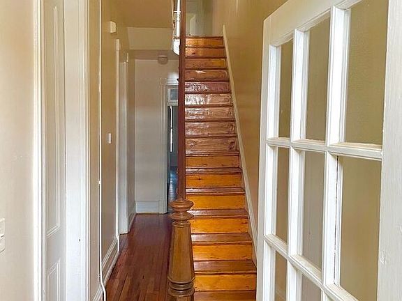 3rd image of 615 P St NW