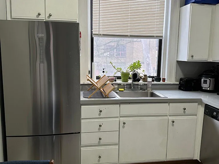 251 S Saint Clair St #5 — Photo 10