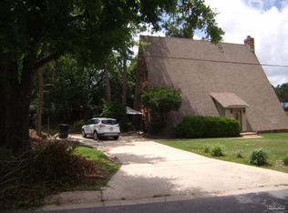 985 Farmington Rd, Pensacola, FL 32504